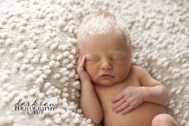 blonde-newborn-baby-photographer-8