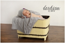 newborn-baby-poses-4